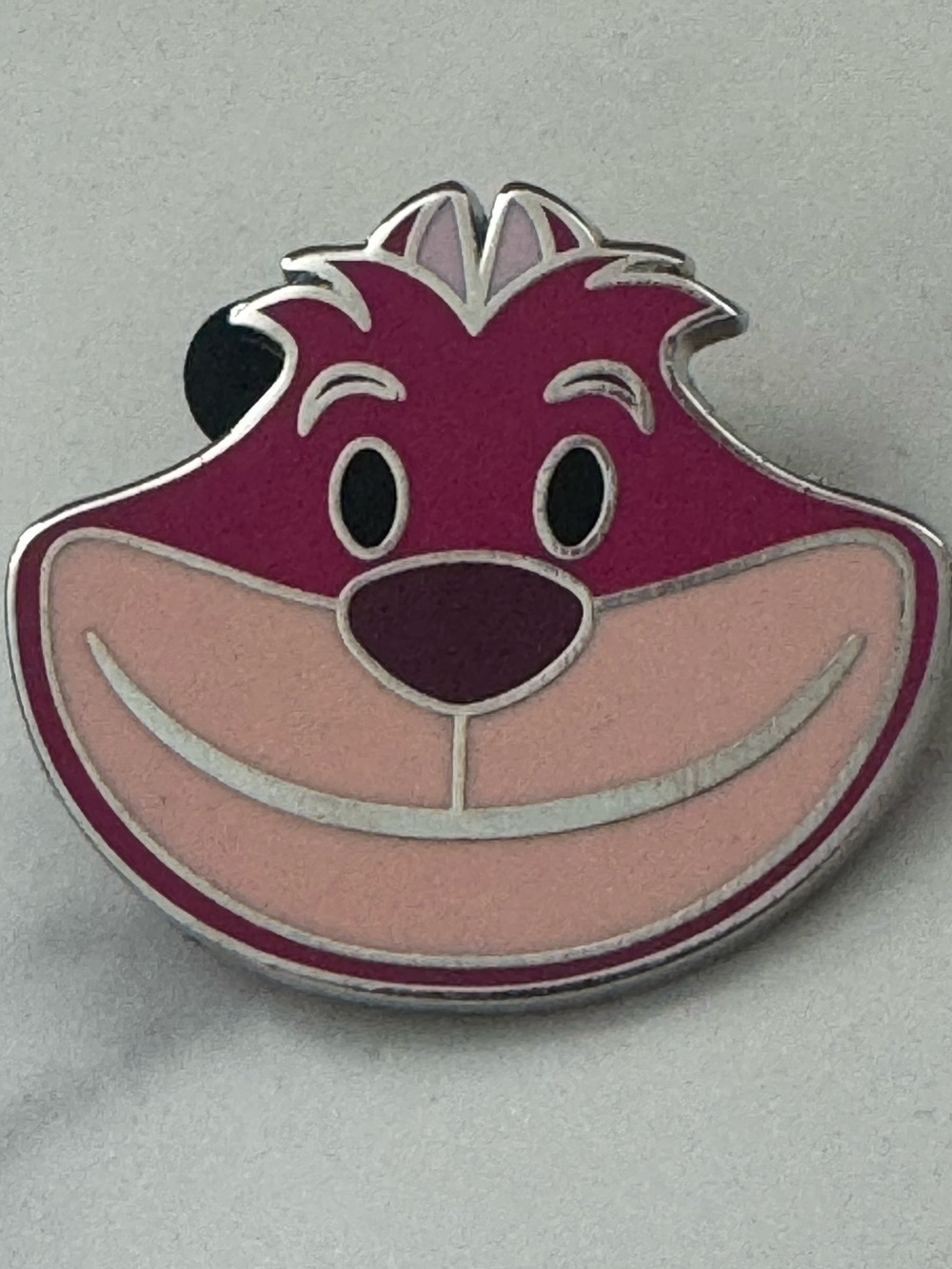 5/$25 Alice in Wonderland Cheshire Cat Emoji Pin
